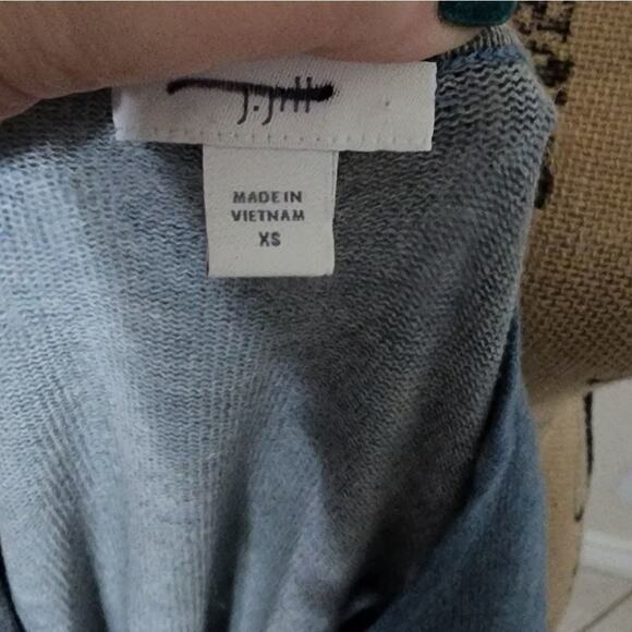 J. JILL super soft blue v-neck tunic size XS - Picture 4 of 5